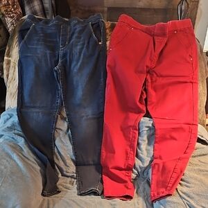 Signature by Levi Strauss Blue And BURGUNDY High-Rise Jeggings